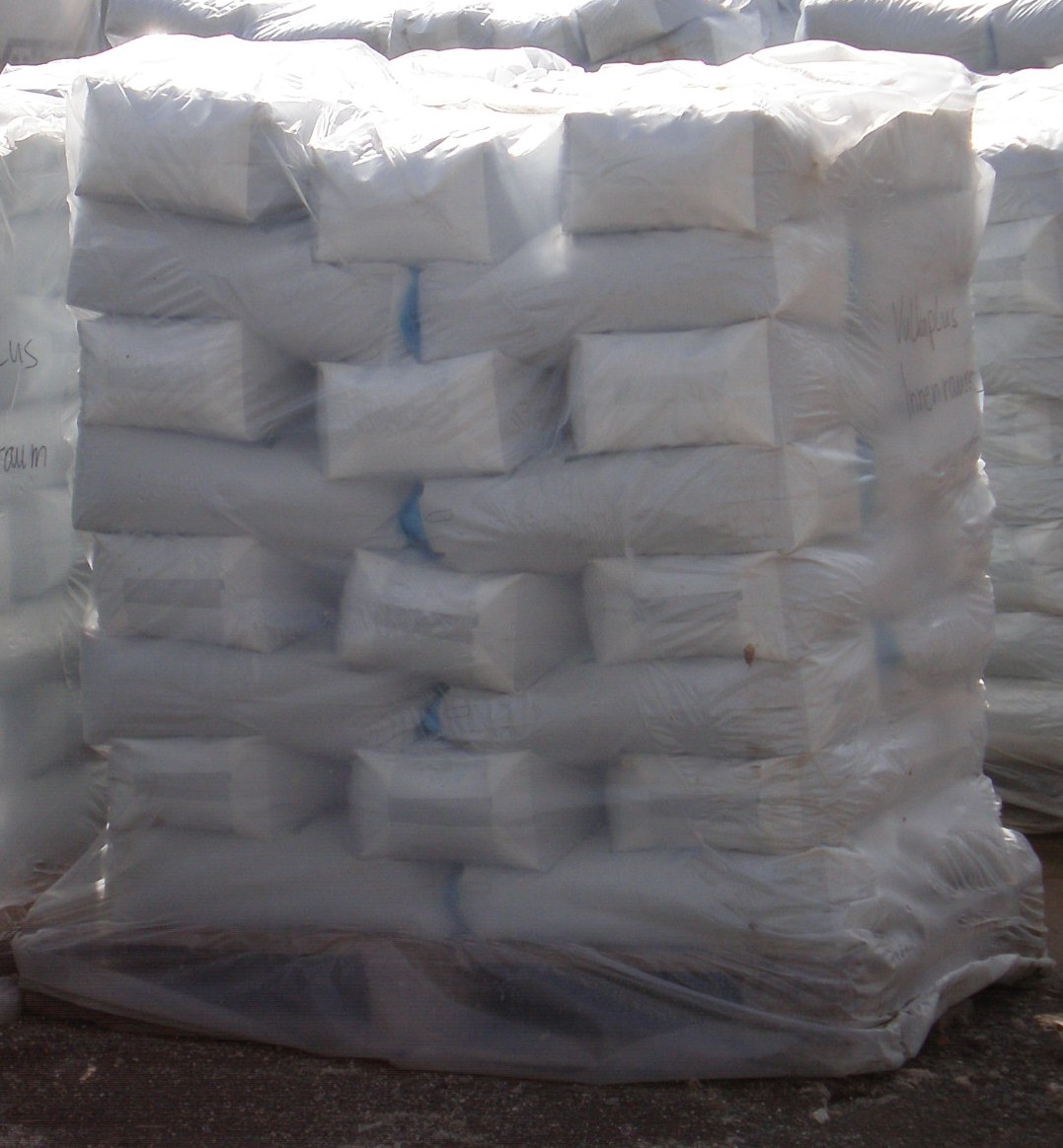 DiTaBo Rasensubstrat im Gartenbau.jpg